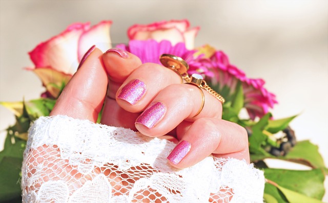 Le vernis semi-permanent : l’allié beauté de votre institut à Strasbourg